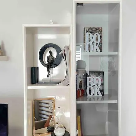 דירה Stylish One-bedroom Haven
