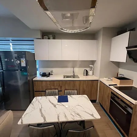 Stylish One-bedroom Haven Διαμέρισμα